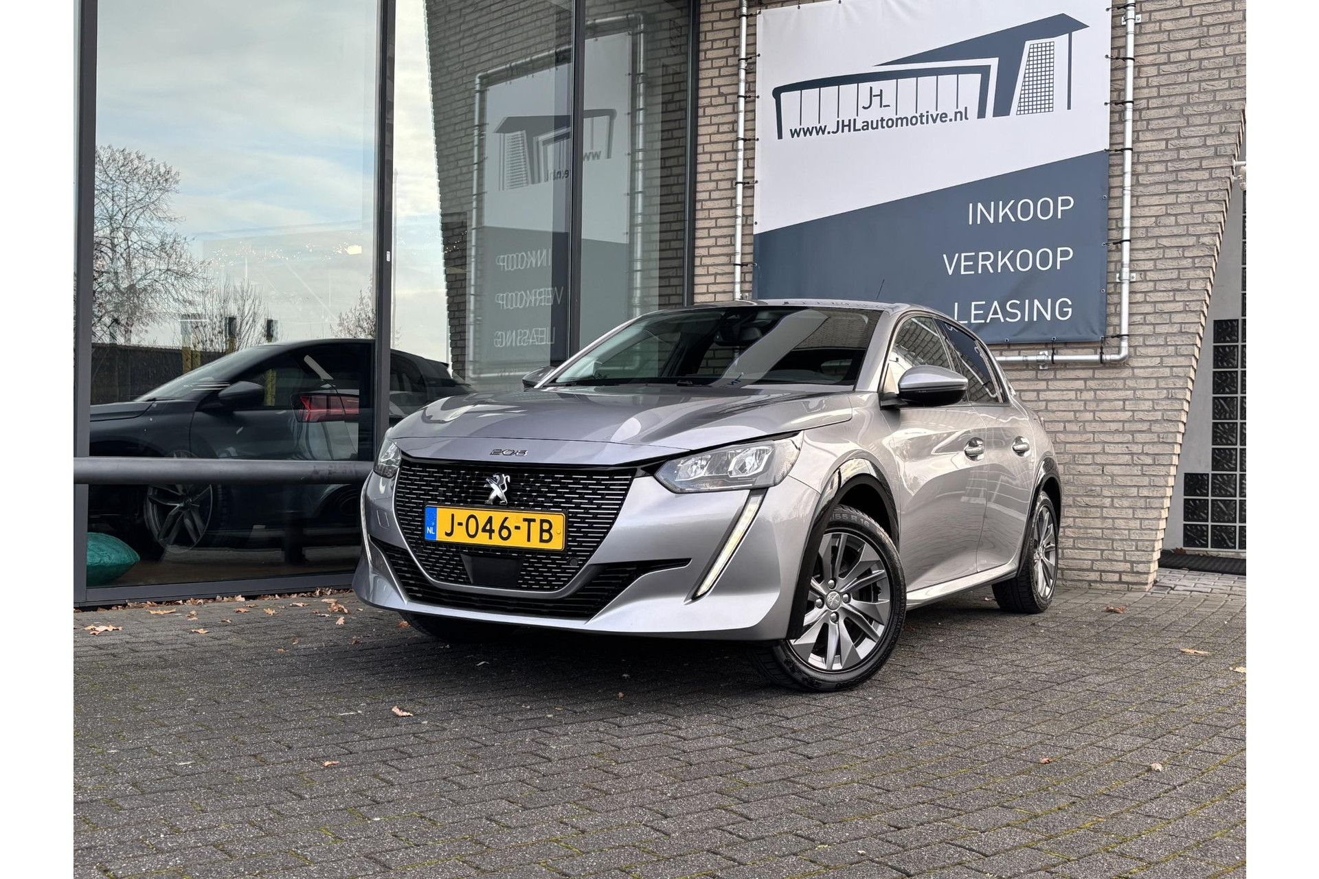Peugeot e-208 EV Allure 50 kWh*3FASE*CRUISE*ECC*CARPLAY*CAM*